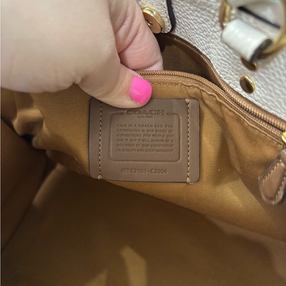 Coach Dempsey Carryall in Chalk White Pebble Leather - Picture 7 of 11